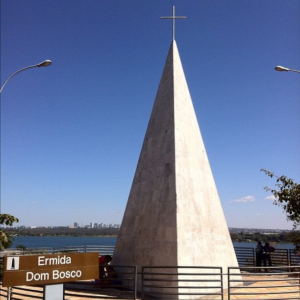 Monumento Ermida Dom Bosco (Lago Sul, Brasília)